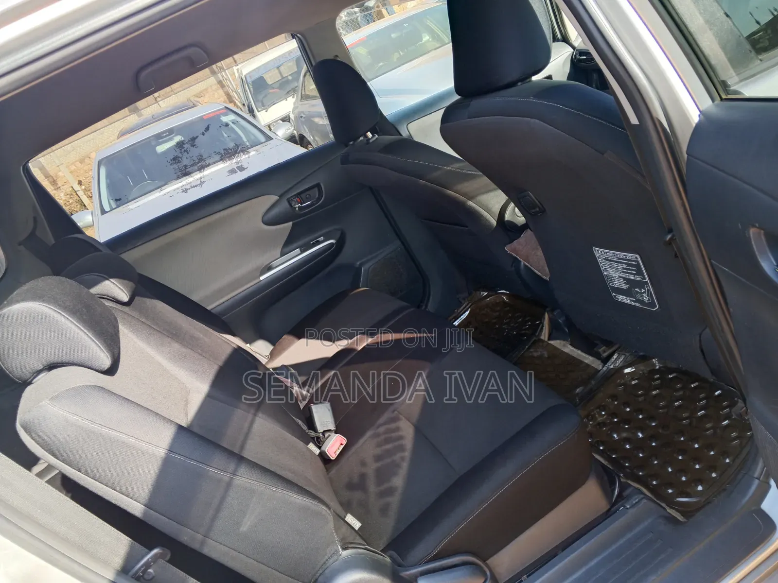 Toyota Wish 2010 Silver
