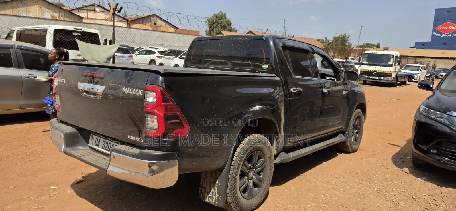 Toyota Hilux 2020 Black