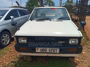 Nissan Pick-Up 1980 White