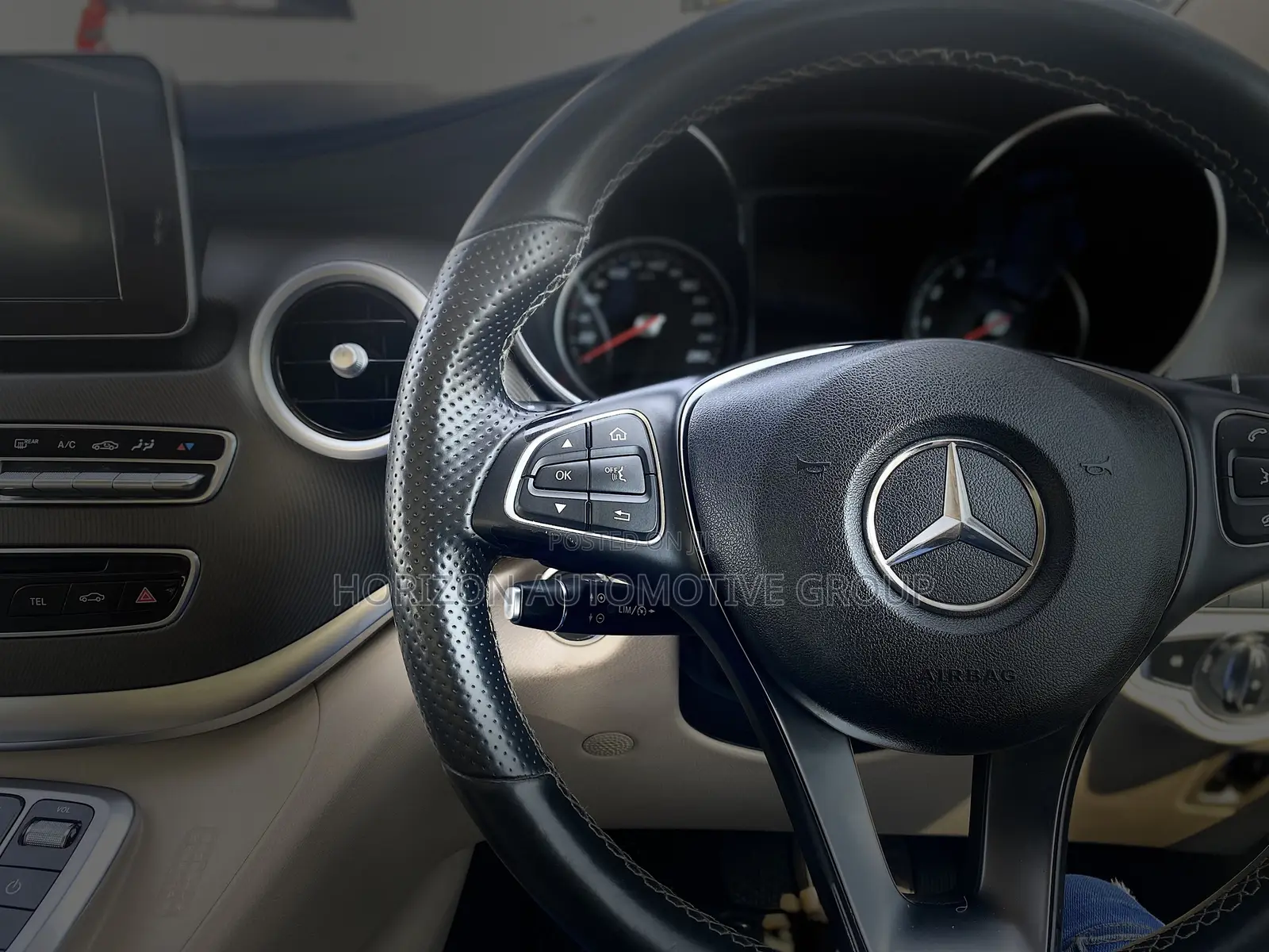 Mercedes-Benz Vito 2018 Brown
