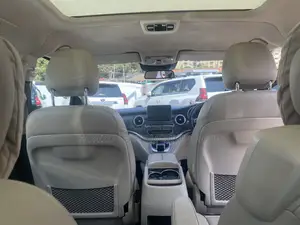 Mercedes-Benz Vito 2018 Brown