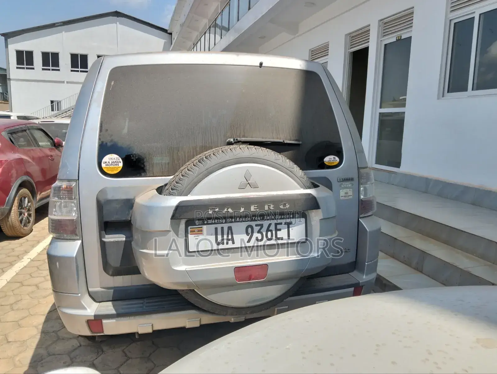 Mitsubishi Pajero 2012 Silver