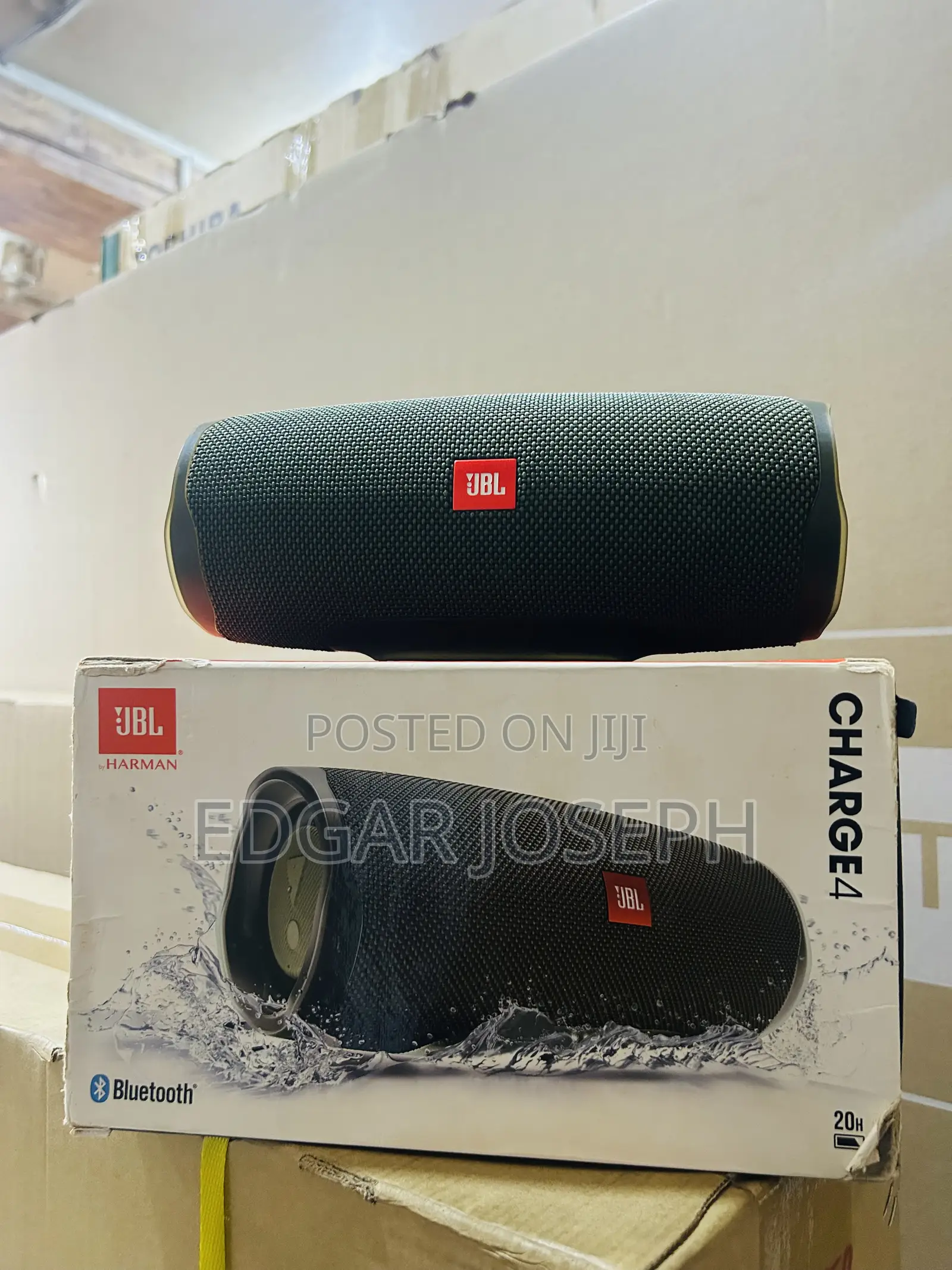 JBL Charge 4