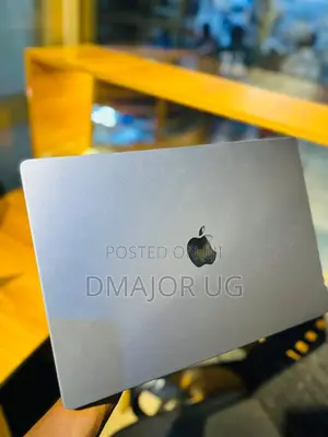 Laptop Apple MacBook Pro 16GB Intel Core M2 SSD 1T