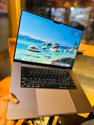 Laptop Apple MacBook Pro 16GB Intel Core M2 SSD 1T