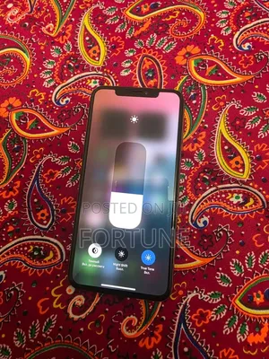 Apple iPhone XS Max 256 GB White