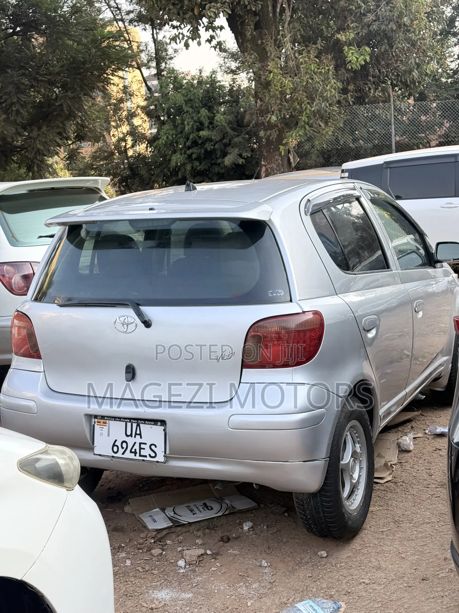 Toyota Vitz 2006 Silver