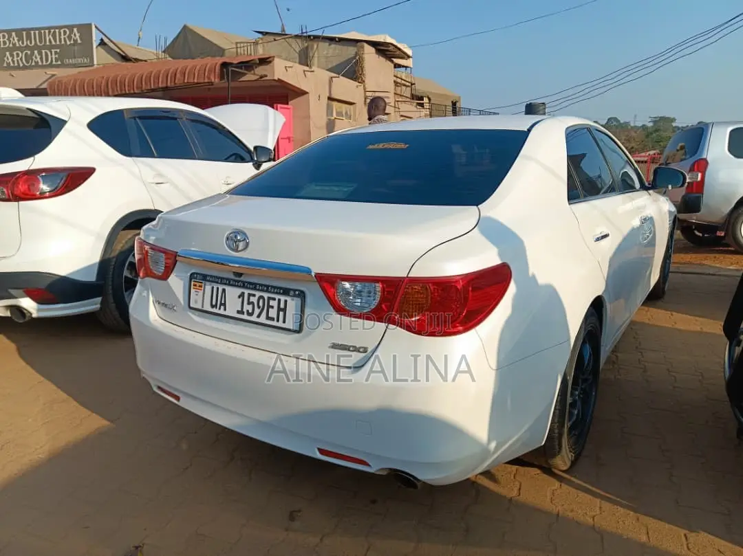 Toyota Mark X 2.5 RWD 2011 White