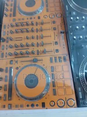 Dj Controllers