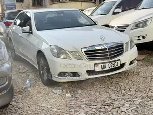 Mercedes-Benz E300 2010 White