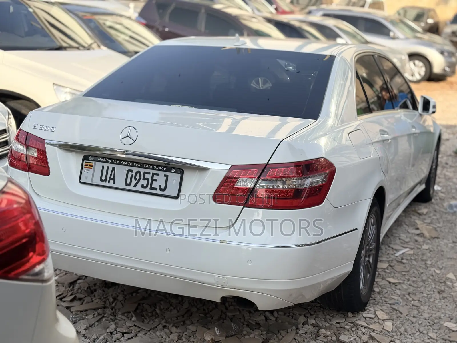 Mercedes-Benz E300 2010 White