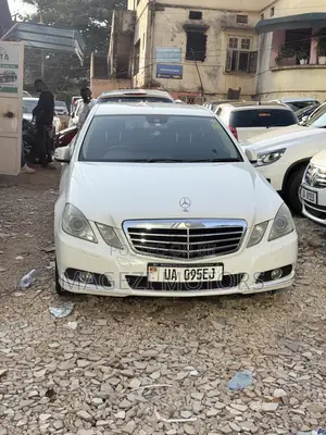 Mercedes-Benz E300 2010 White