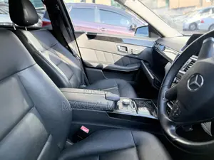 Mercedes-Benz E300 2011 Gray
