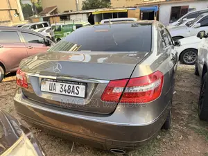 Mercedes-Benz E300 2011 Gray