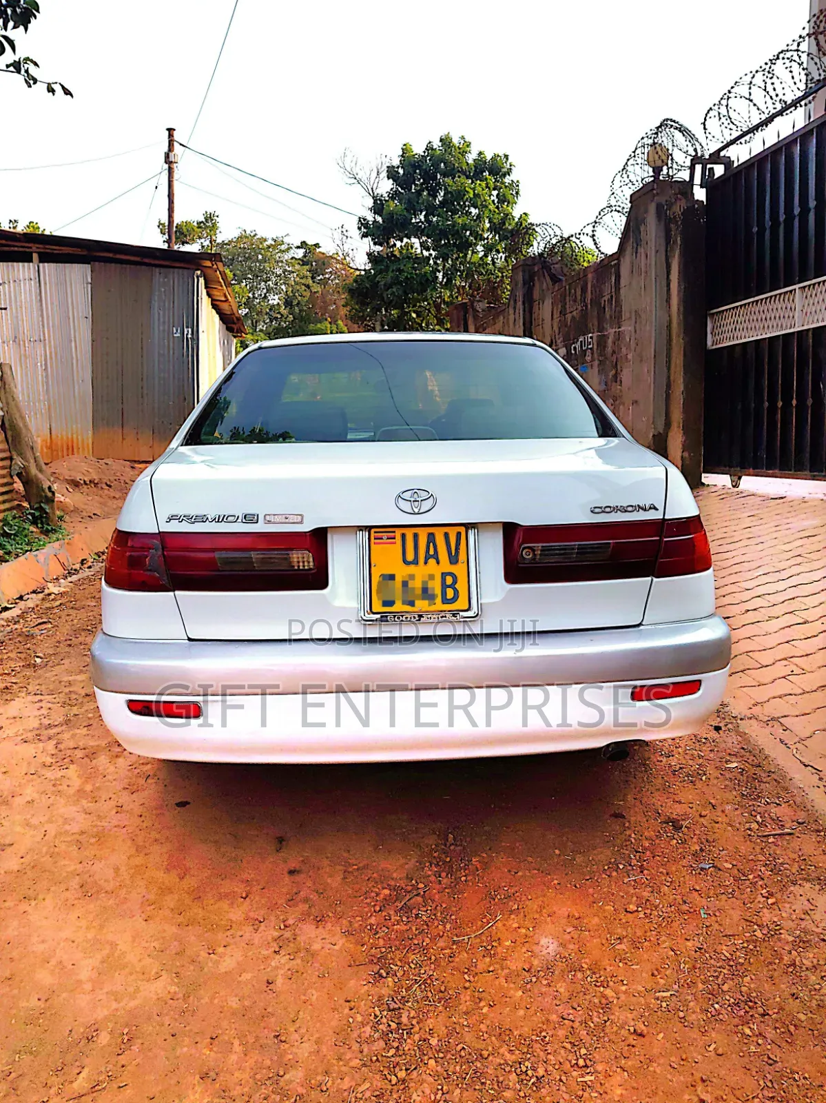 Toyota Premio 2001 White