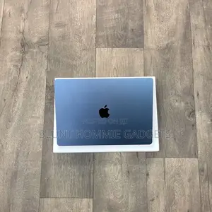 Laptop Apple MacBook Air 2025 M4 16GB Apple M4 SSD 512GB