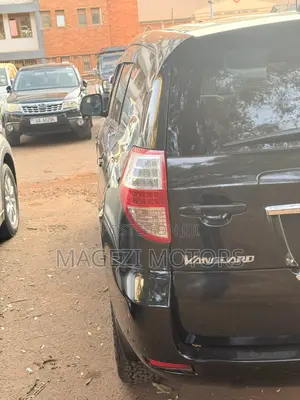 Toyota Vanguard 2010 Black