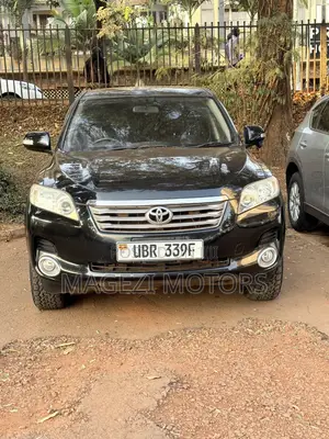 Toyota Vanguard 2010 Black