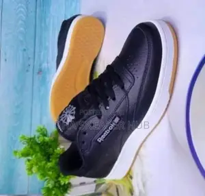 Reebok Simple Sneakers Low Top
