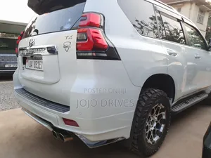 Toyota Land Cruiser Prado 2.7 2018 White