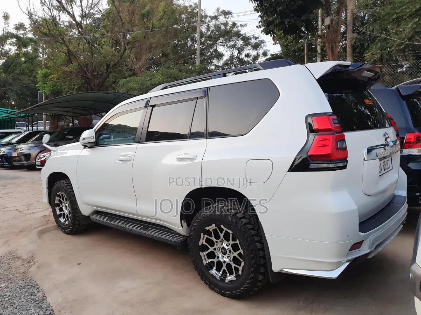 Toyota Land Cruiser Prado 2.7 2018 White