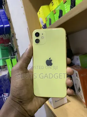 Apple iPhone 11 64 GB Yellow