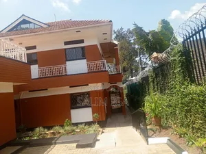 6bdrm Maisonette in Kololo Property, Central Division for rent