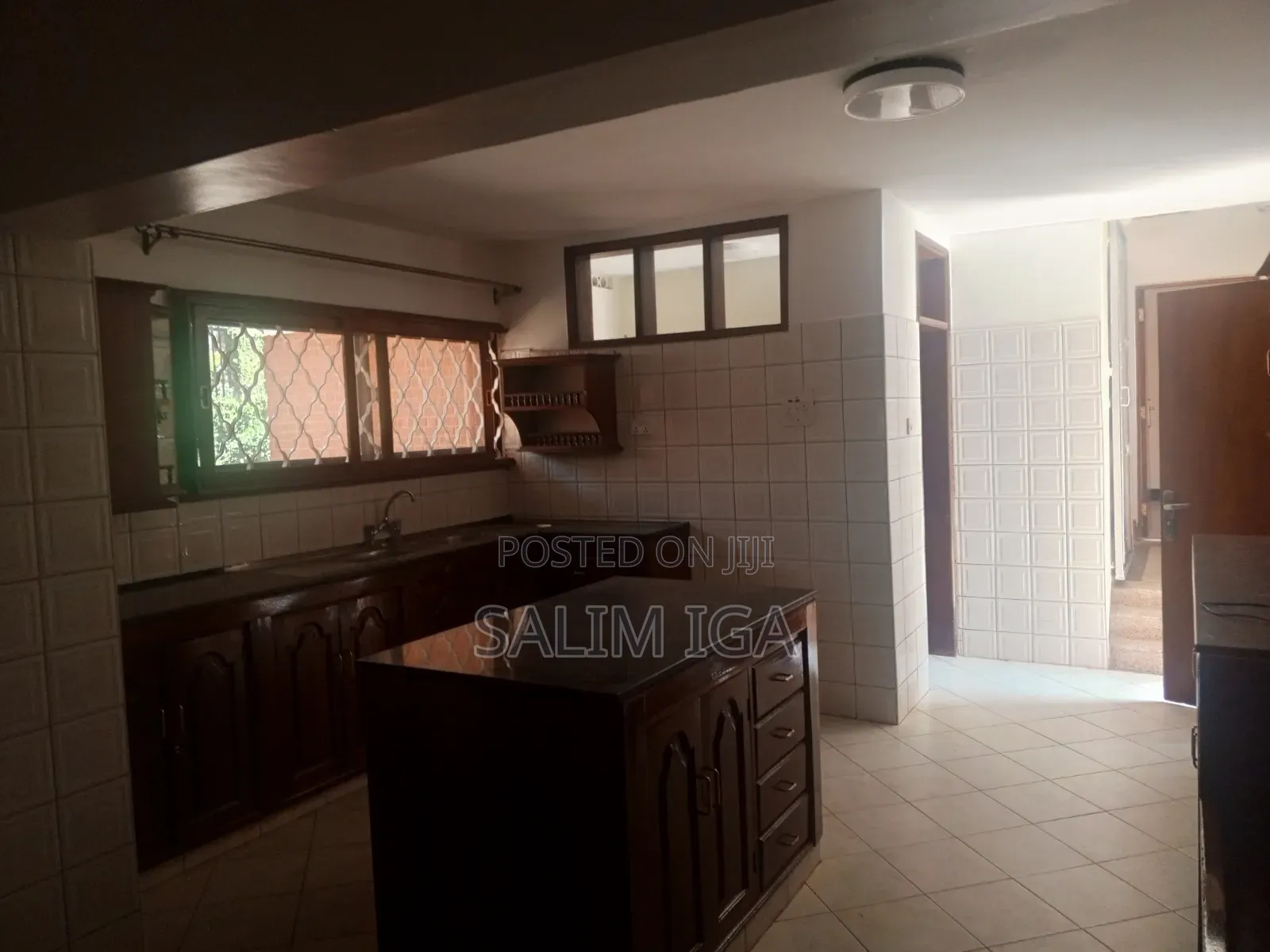 6bdrm Maisonette in Kololo Property, Central Division for rent