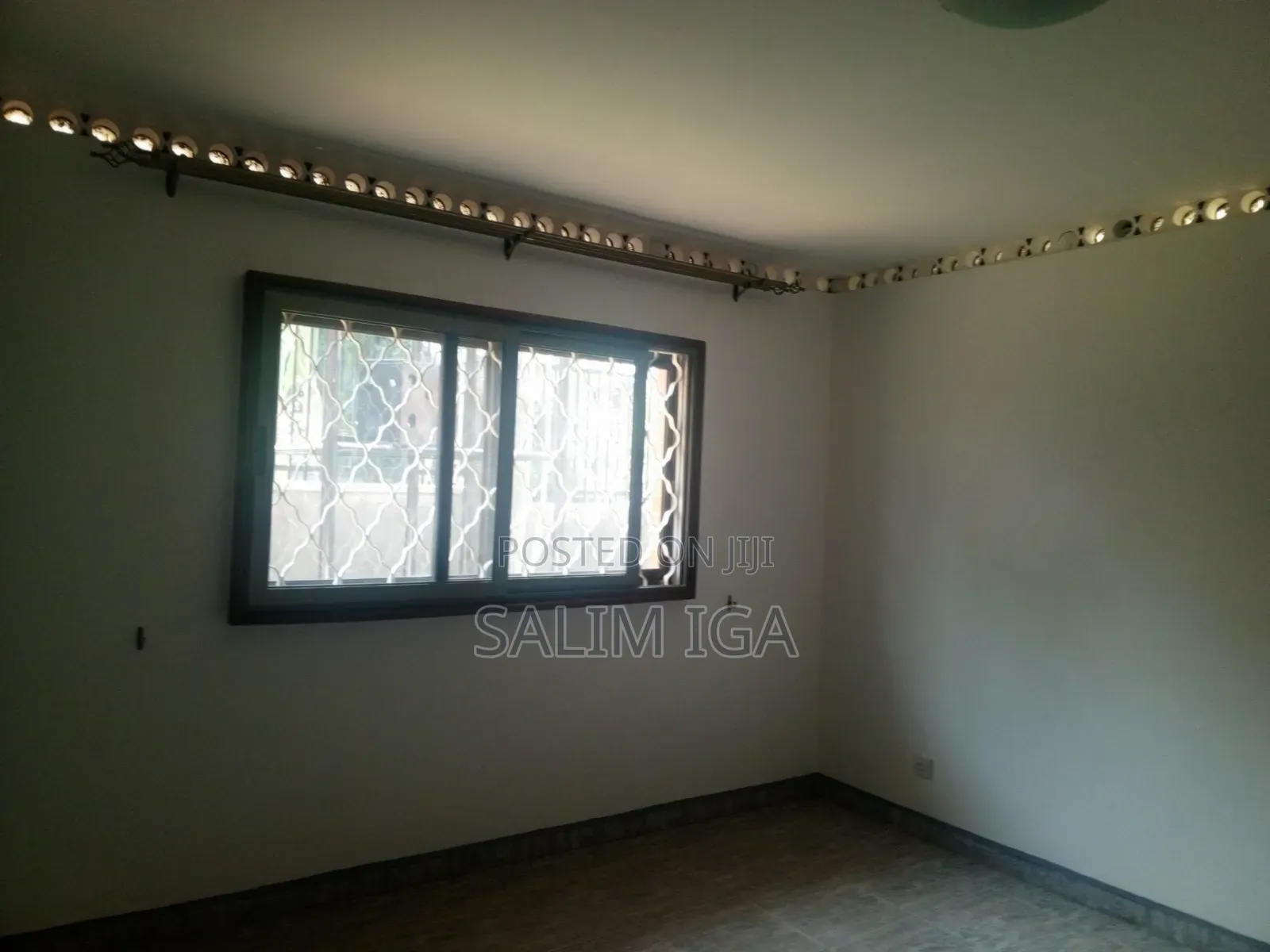 6bdrm Maisonette in Kololo Property, Central Division for rent