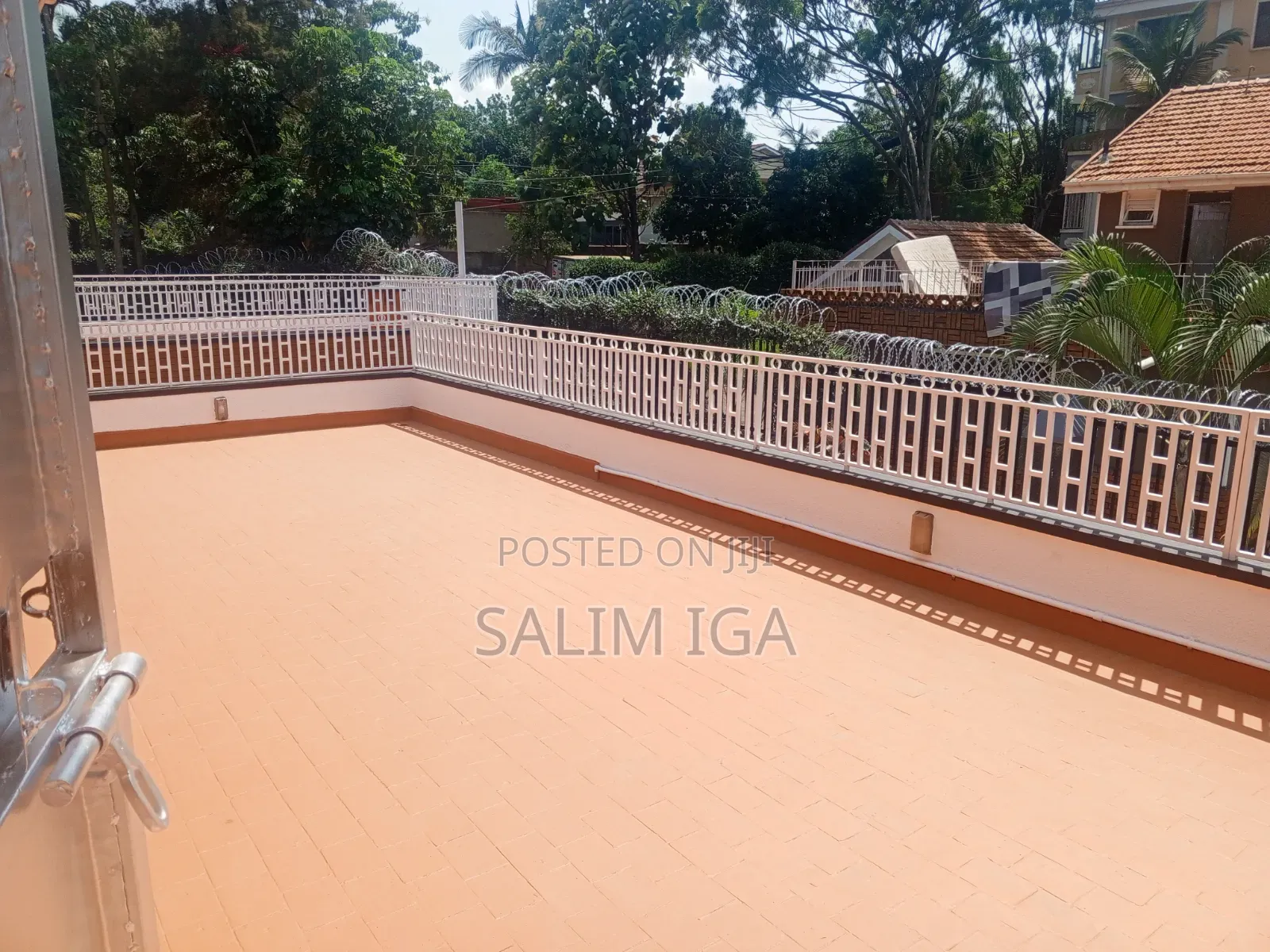 6bdrm Maisonette in Kololo Property, Central Division for rent