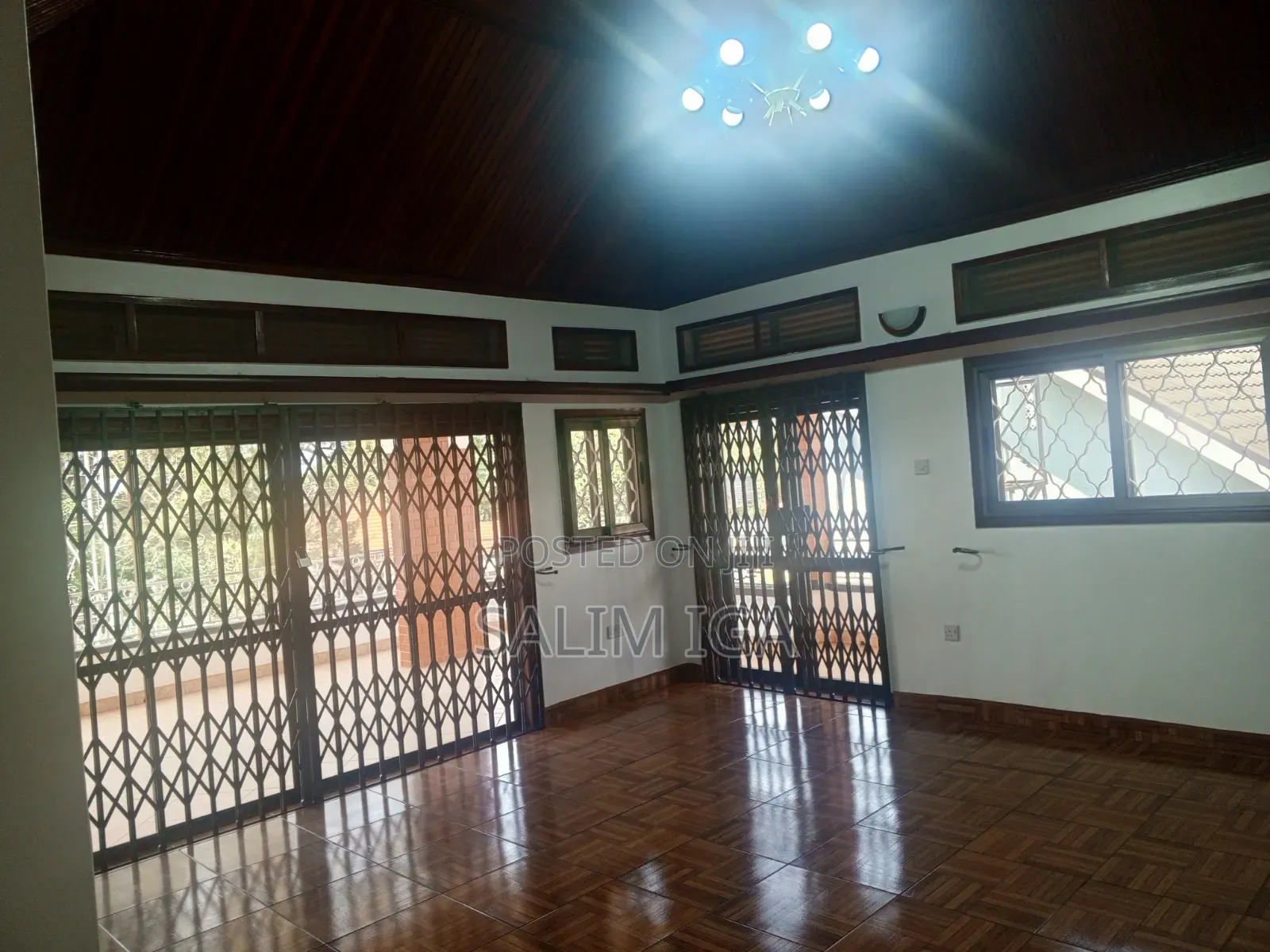 6bdrm Maisonette in Kololo Property, Central Division for rent