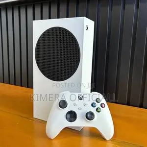 Xbox Series S – The Perfect Family Living Room Console