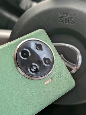 New Tecno Spark 20 Pro Plus 256 GB Green