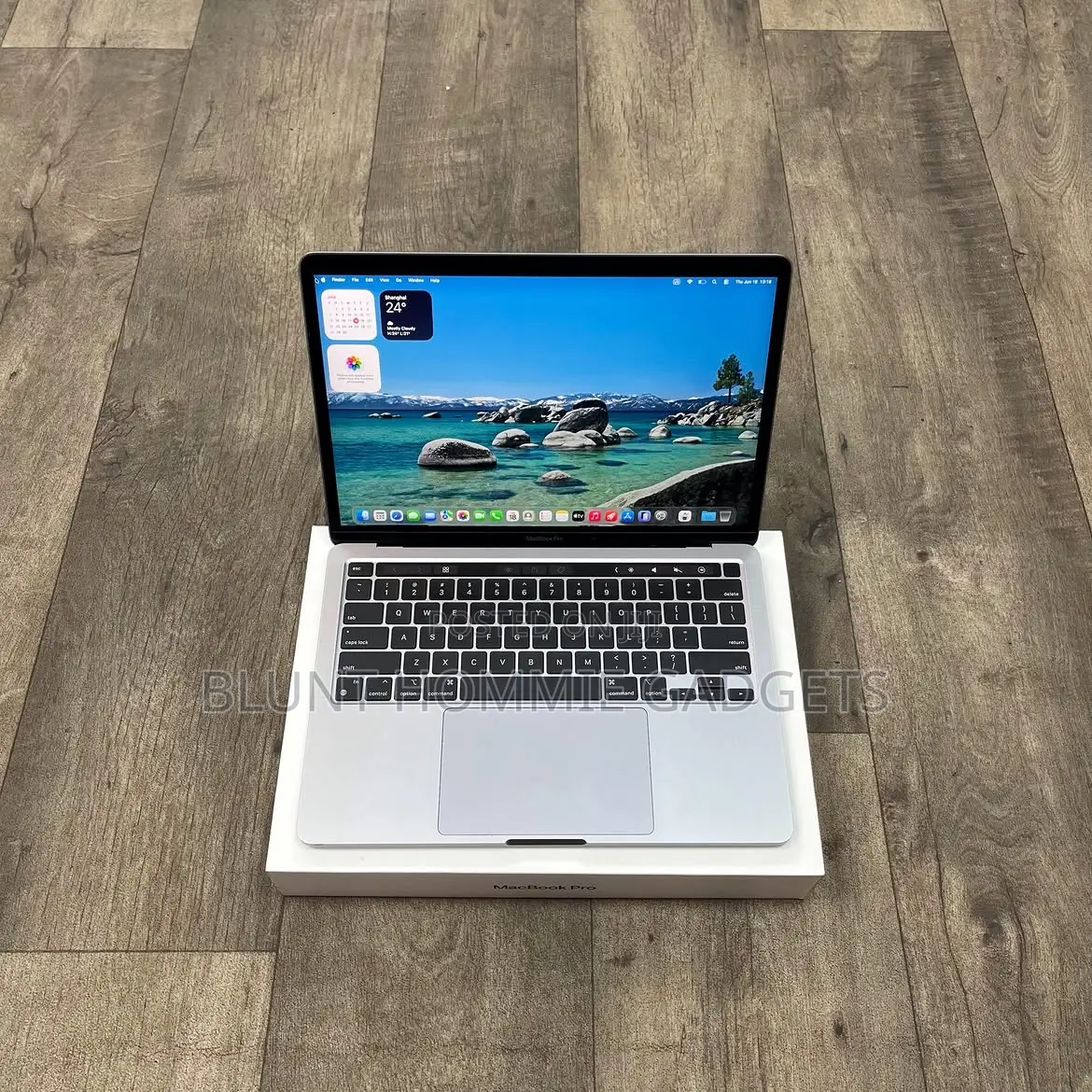 Laptop Apple MacBook Pro 2020 M1 8GB Apple M1 SSD 256GB