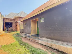 2bdrm Bungalow in Bulenga, Central Division for sale