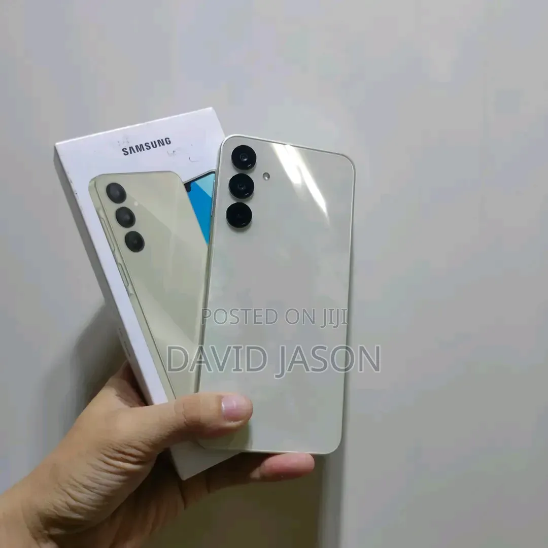 New Samsung Galaxy A16 5G 256 GB Gold