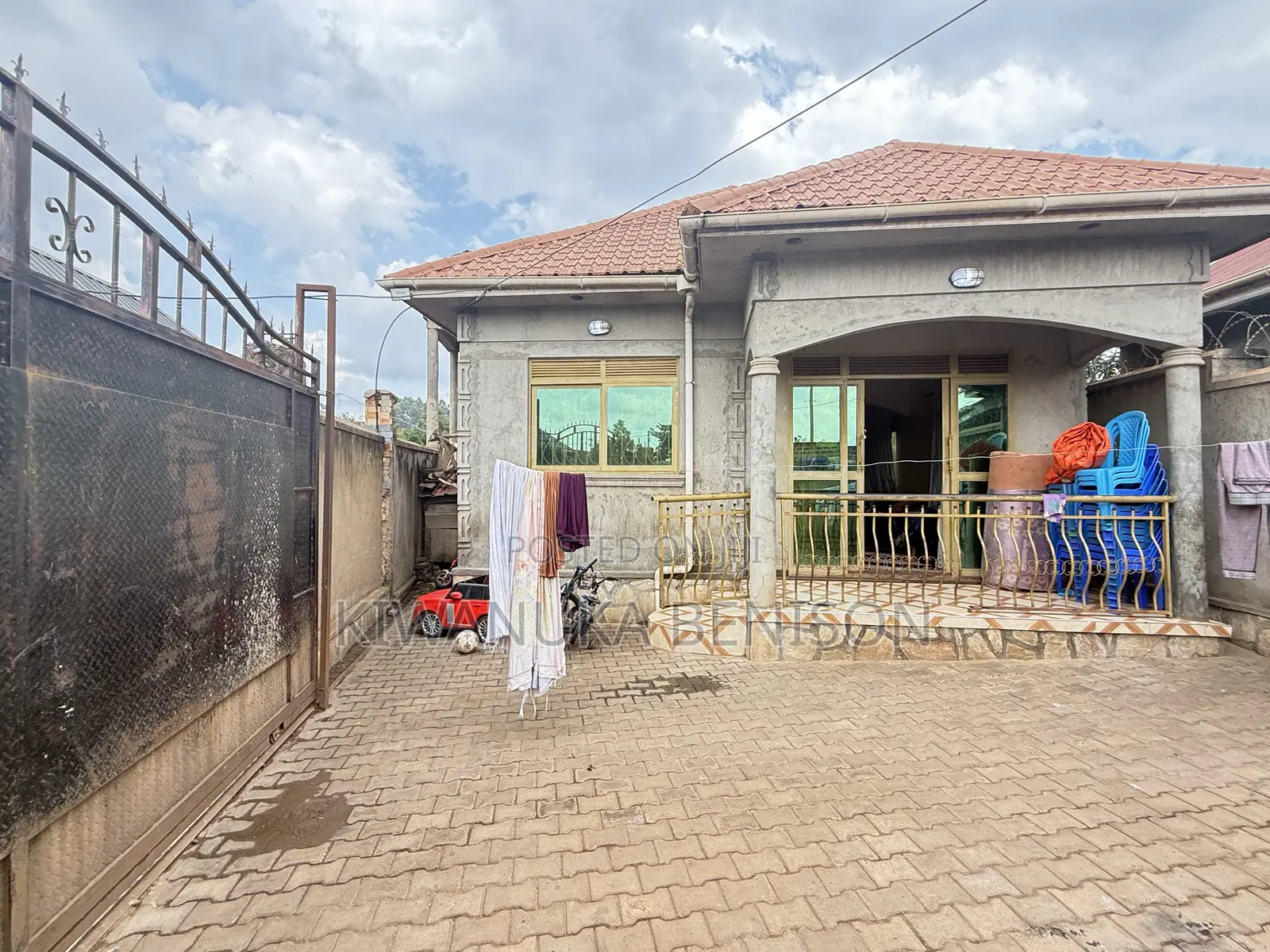 3bdrm Bungalow in Bulenga, Central Division for sale