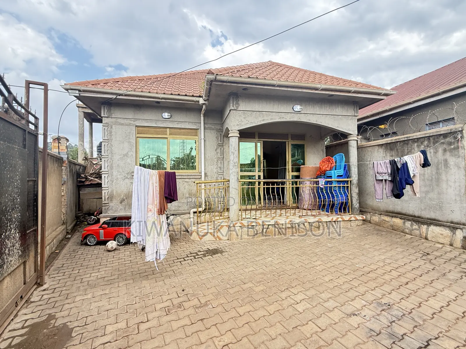 3bdrm Bungalow in Bulenga, Central Division for sale