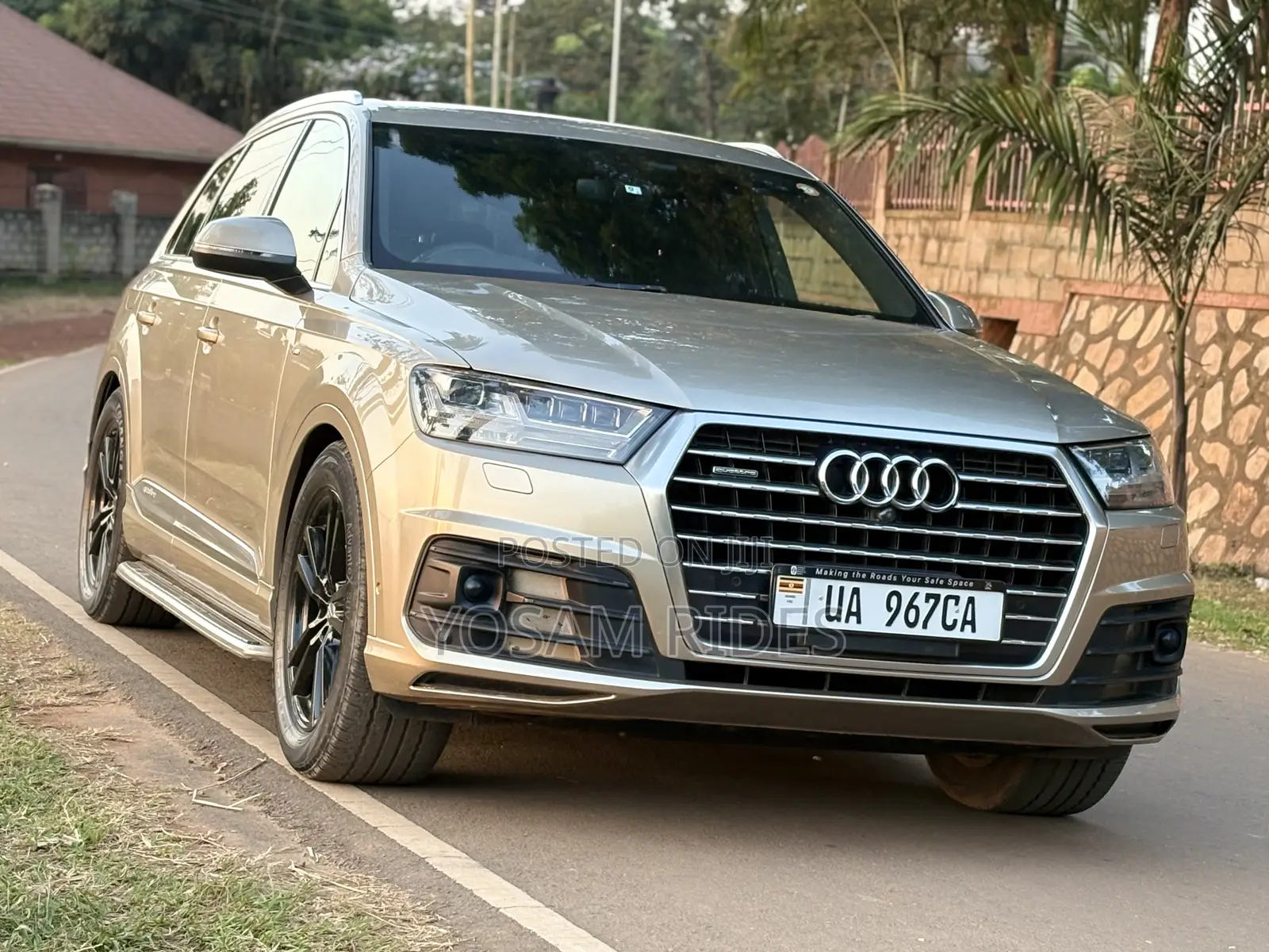Audi Q5 45 Premium AWD quattro 2020 Gold