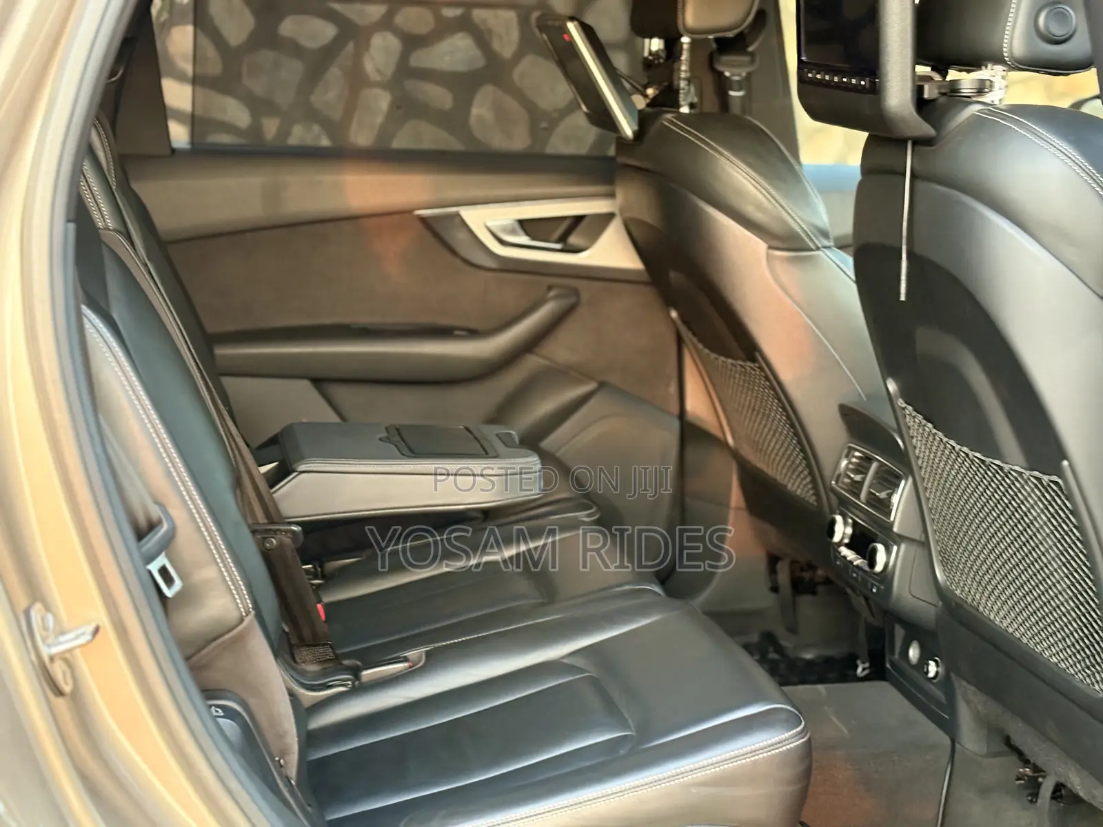 Audi Q5 45 Premium AWD quattro 2020 Gold