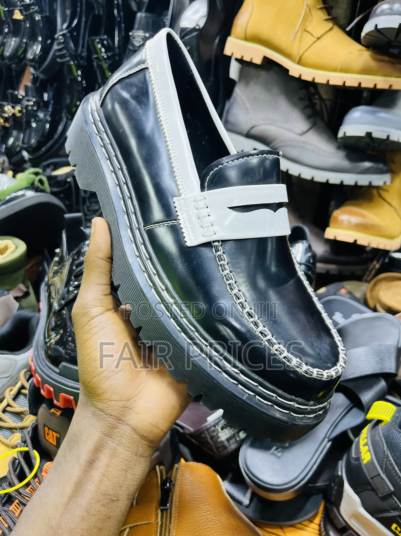 Dr.Martens Loafers Black White