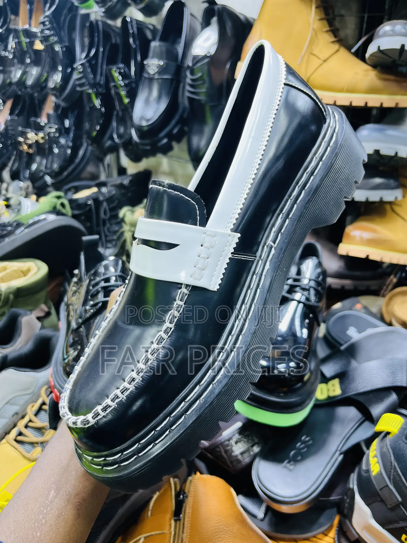 Dr.Martens Loafers Black White