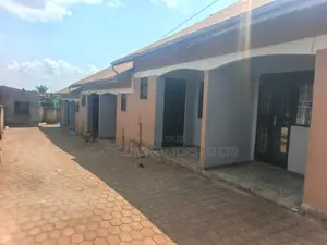 2bdrm Duplex in Seeta-Namuganga for sale