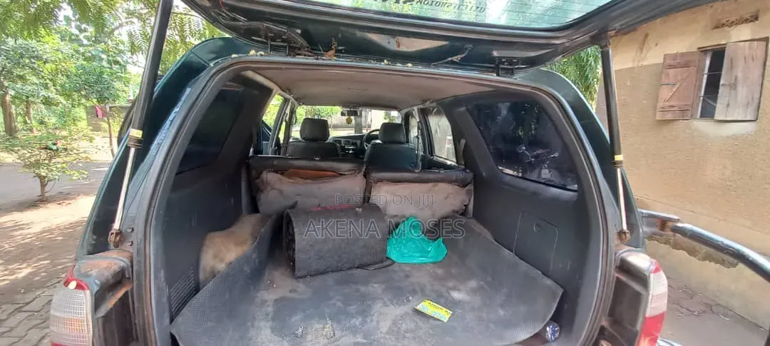 Toyota Hilux Surf 1996 Green