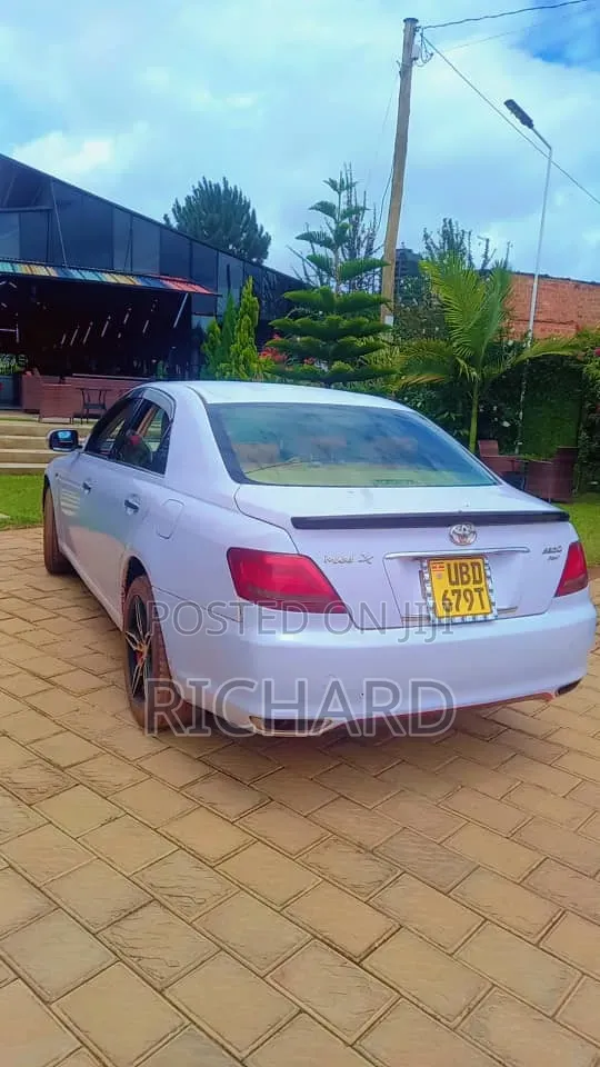 Toyota Mark X 2009 White