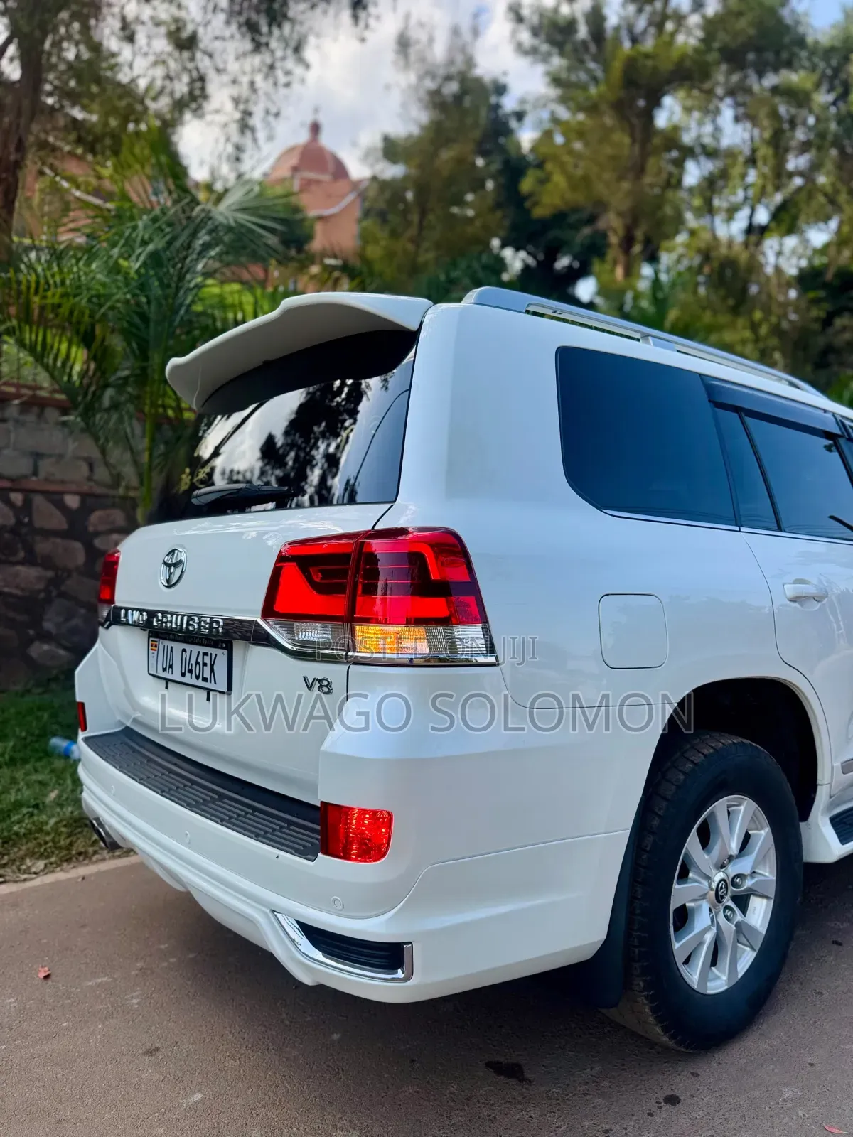 Toyota Land Cruiser 2017 White