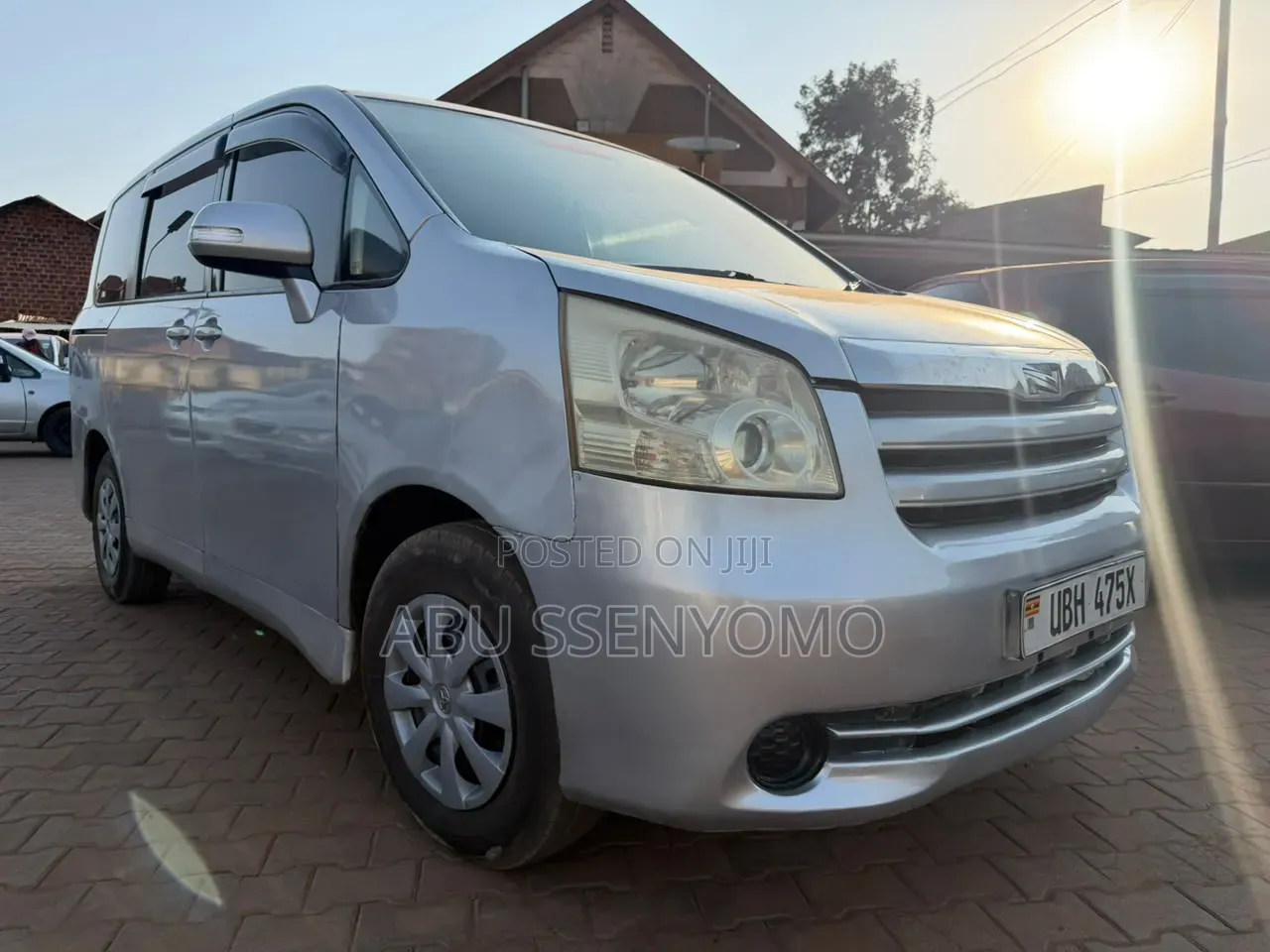 Toyota Noah 2008 Silver