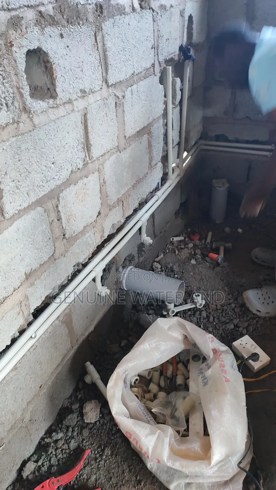 Plumber Kampala ,Full House Plumbing,Leaks,Tanks, Pumps,Taps
