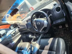 Nissan Navara 2015 Black