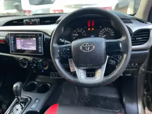 Toyota Hilux Revo Double Cab Deisel 2.8 AWD 2016 Green